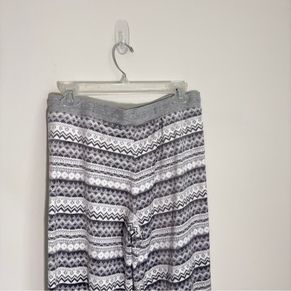 Nautica Womens 2 Piece Fleece Pajama Set V Neck Long Sleeve Pants With P… - Picture 10 of 13